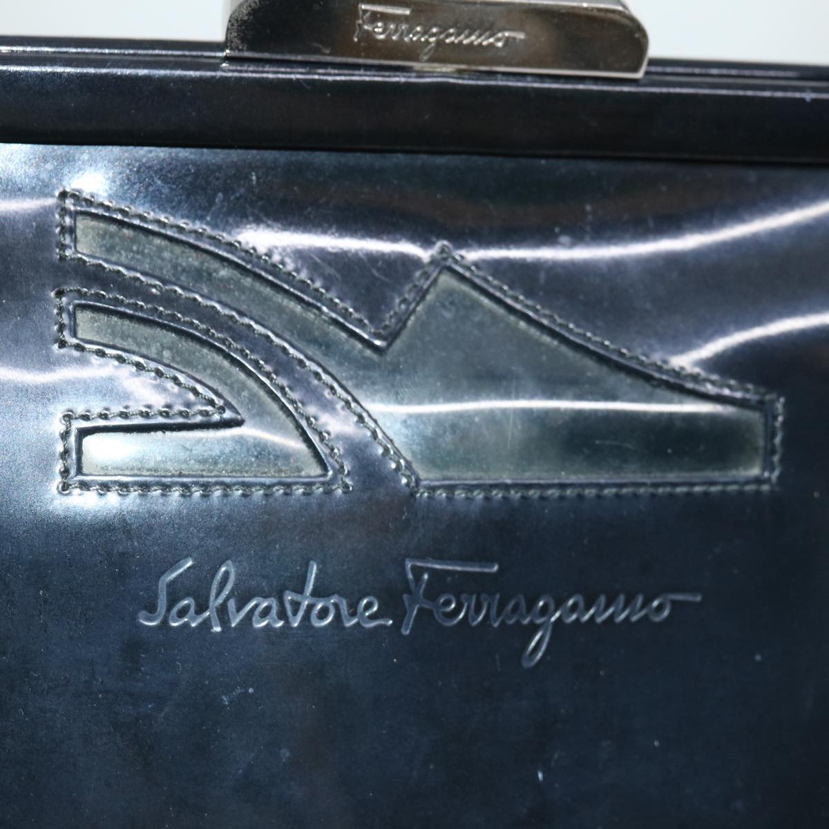 Salvatore Ferragamo Hand Bag Patent leather Black Auth 67156