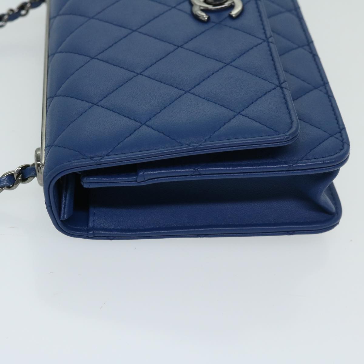 CHANEL Matelasse Chain Shoulder Bag Leather Blue CC Auth 67176A