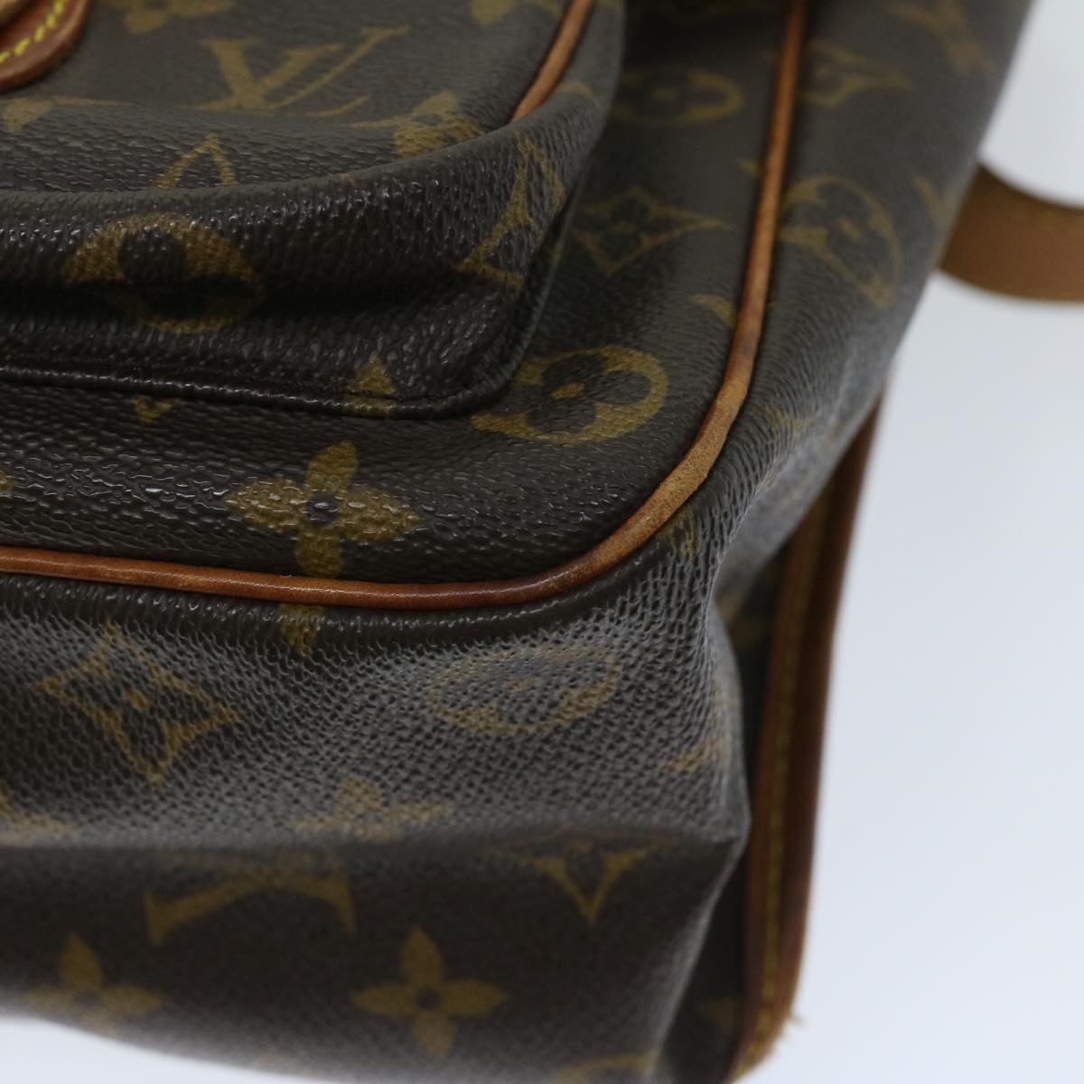 LOUIS VUITTON Monogram Sac Basas Japon Shoulder Bag M99013 LV Auth 67199