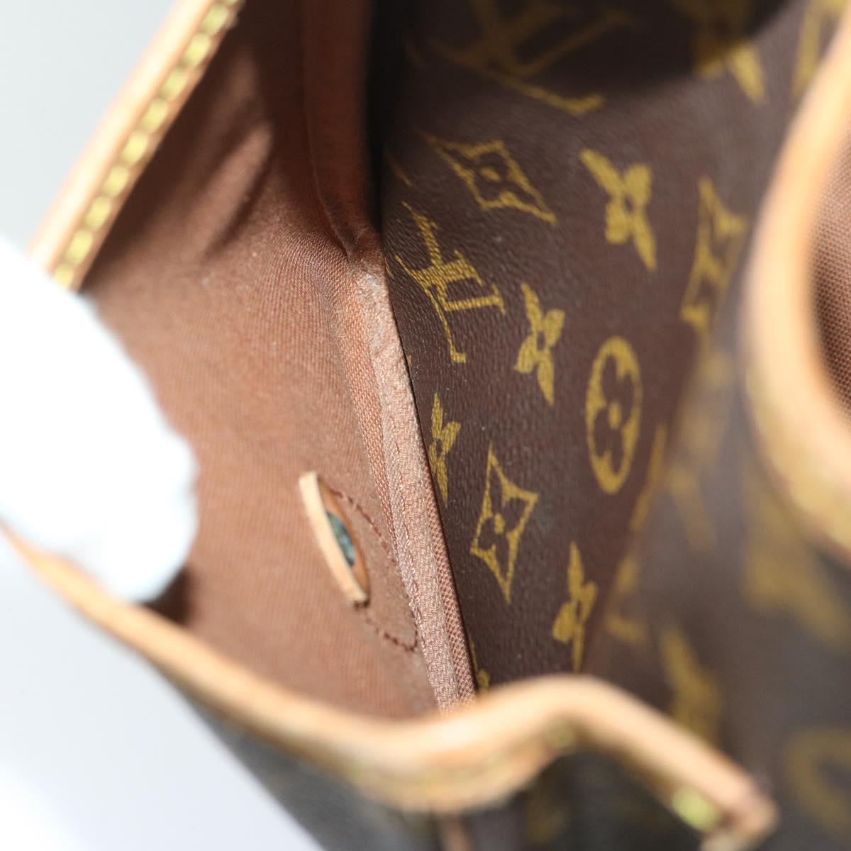 LOUIS VUITTON Monogram Sac Basas Japon Shoulder Bag M99013 LV Auth 67199