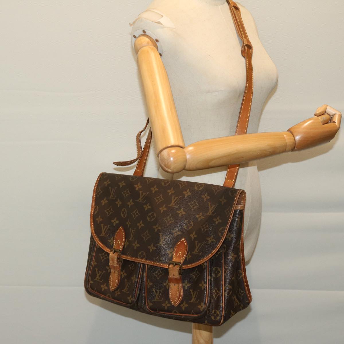 LOUIS VUITTON Monogram Sac Basas Japon Shoulder Bag M99013 LV Auth 67199