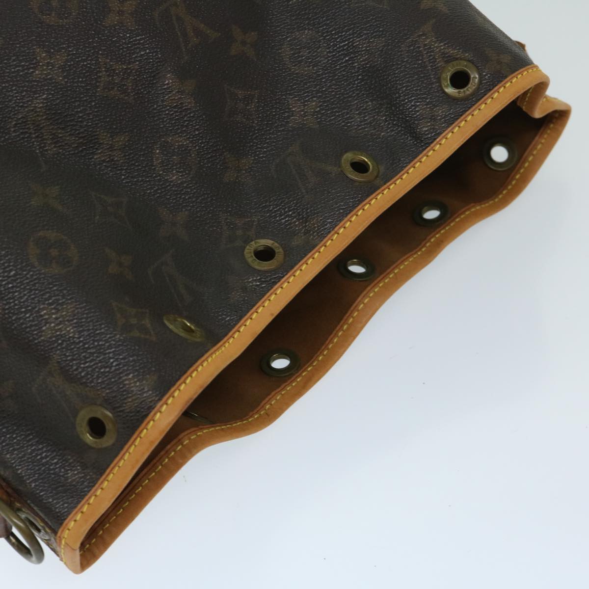 LOUIS VUITTON Monogram Petit Noe Shoulder Bag M42226 LV Auth 67204