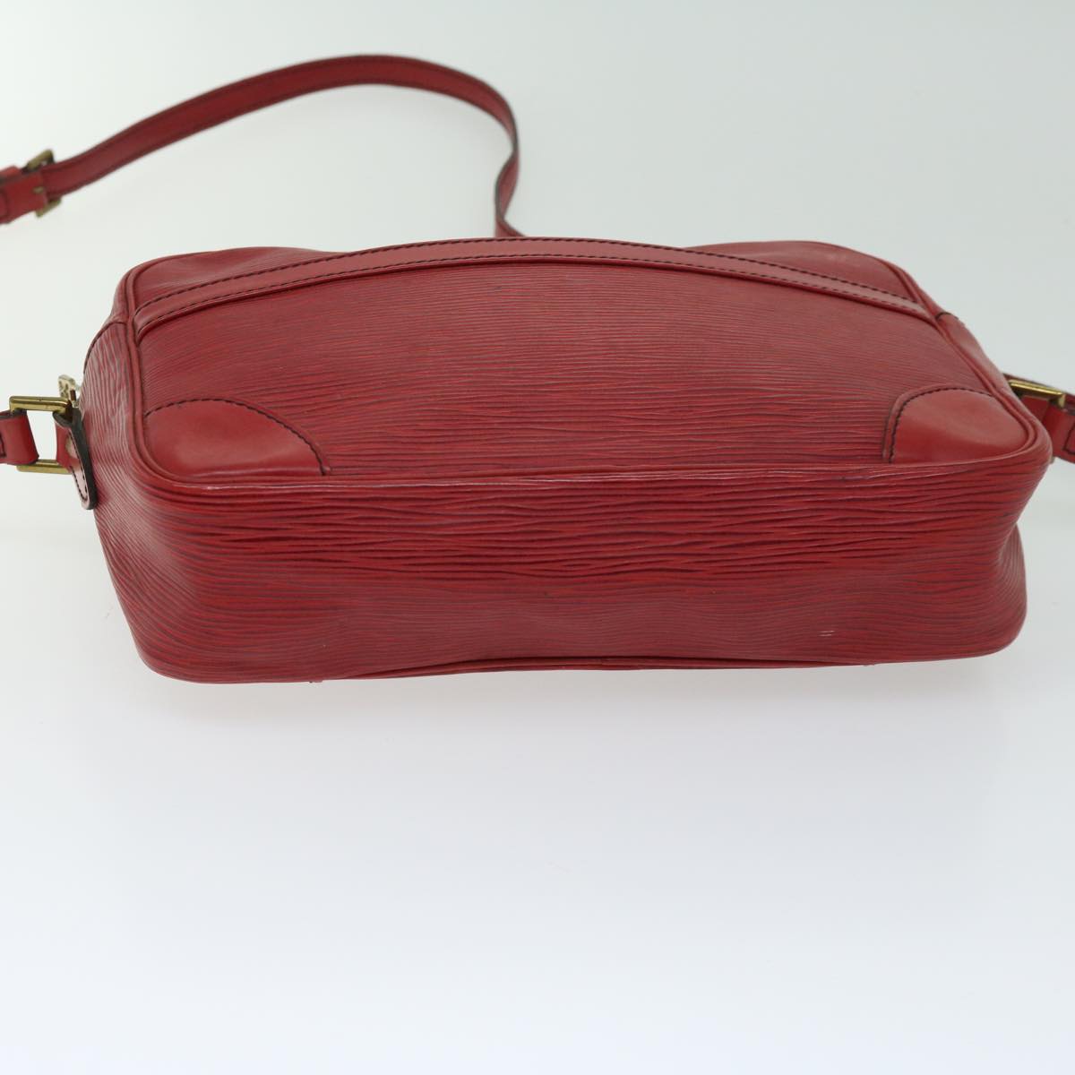 LOUIS VUITTON Epi Trocadero 27 Shoulder Bag Red M52317 LV Auth 67239