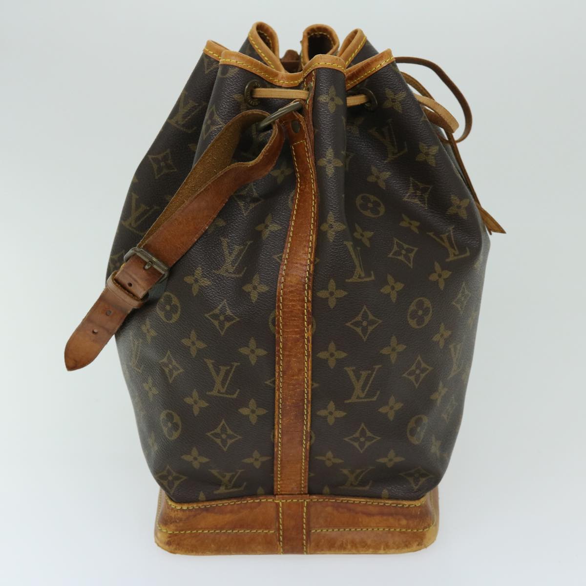 LOUIS VUITTON Monogram Noe Shoulder Bag M42224 LV Auth 67260