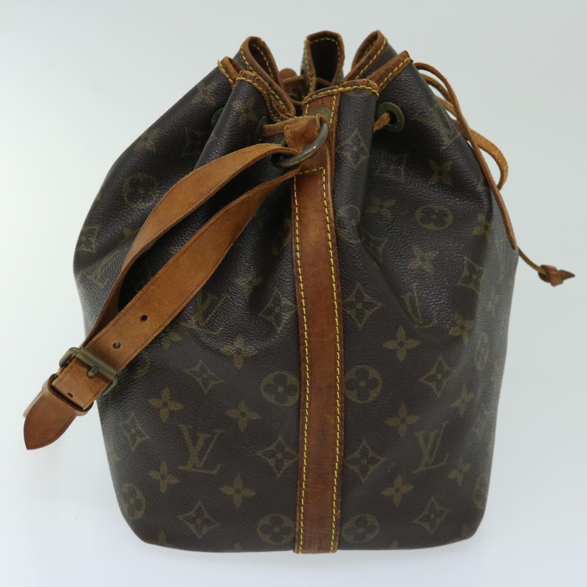 LOUIS VUITTON Monogram Petit Noe Shoulder Bag M42226 LV Auth 67261