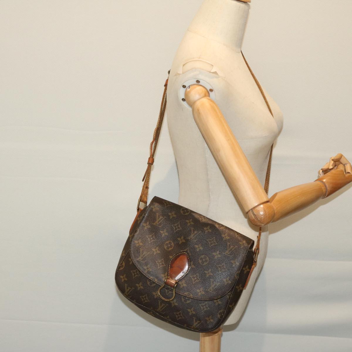 LOUIS VUITTON Monogram Saint Cloud GM Shoulder Bag M51242 LV Auth 67384