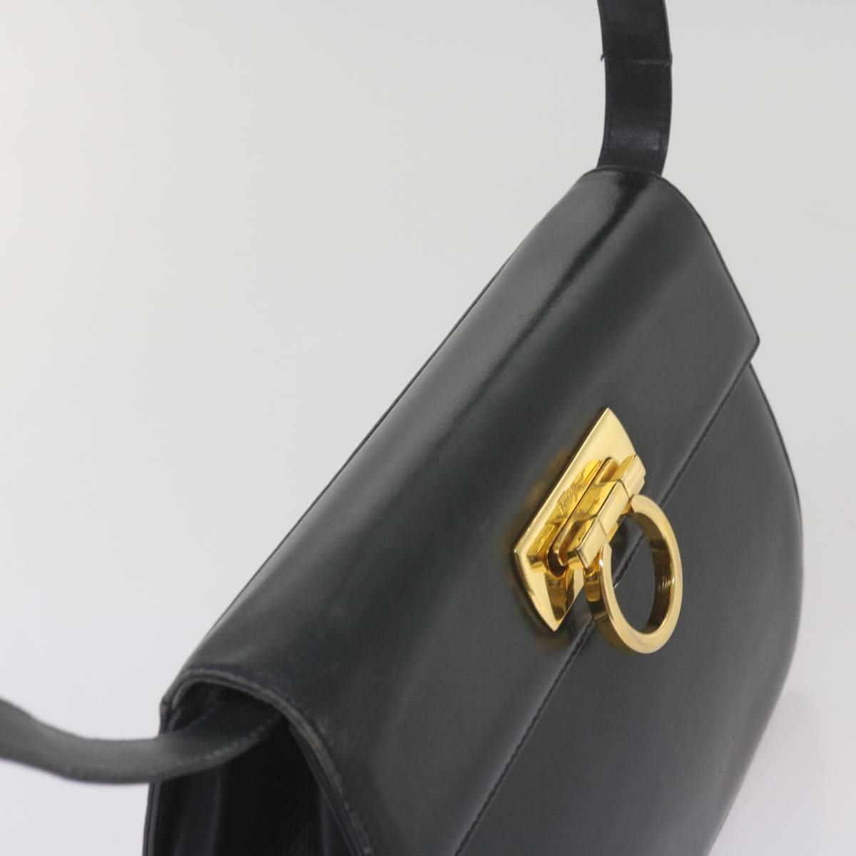 Salvatore Ferragamo Gancini Shoulder Bag Leather Black Auth 67390
