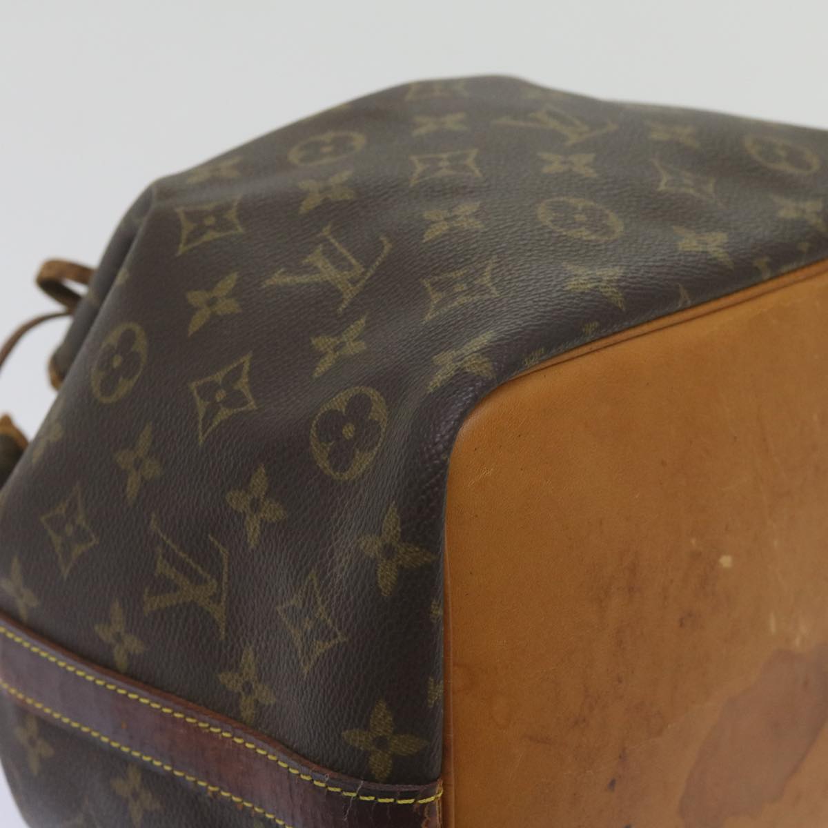 LOUIS VUITTON Monogram Petit Noe Shoulder Bag M42226 LV Auth 67407