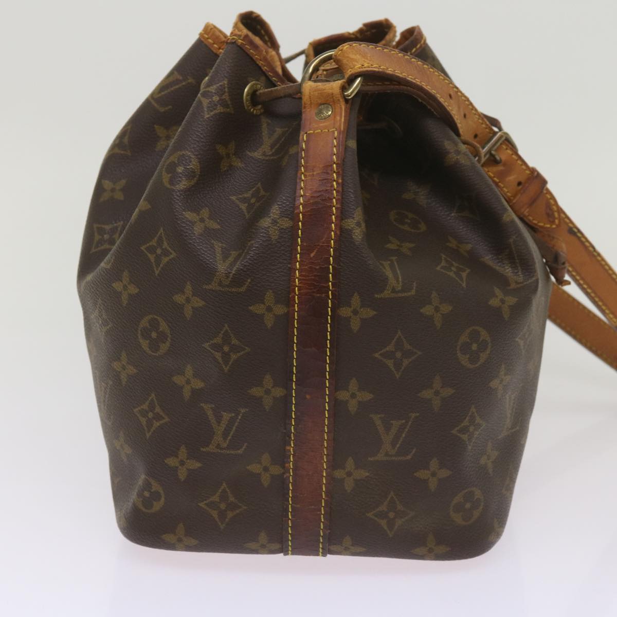 LOUIS VUITTON Monogram Petit Noe Shoulder Bag M42226 LV Auth 67407