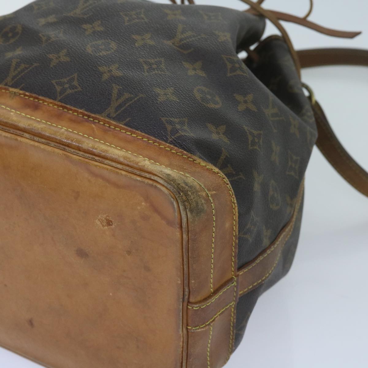 LOUIS VUITTON Monogram Noe Shoulder Bag M42224 LV Auth 67408