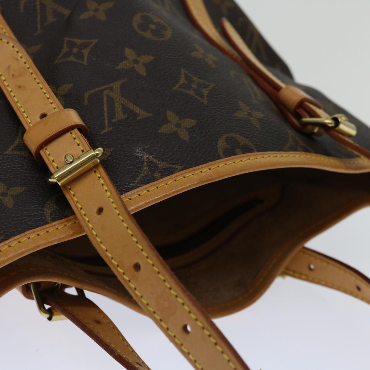 LOUIS VUITTON Monogram Bucket GM Shoulder Bag M42236 LV Auth 67436