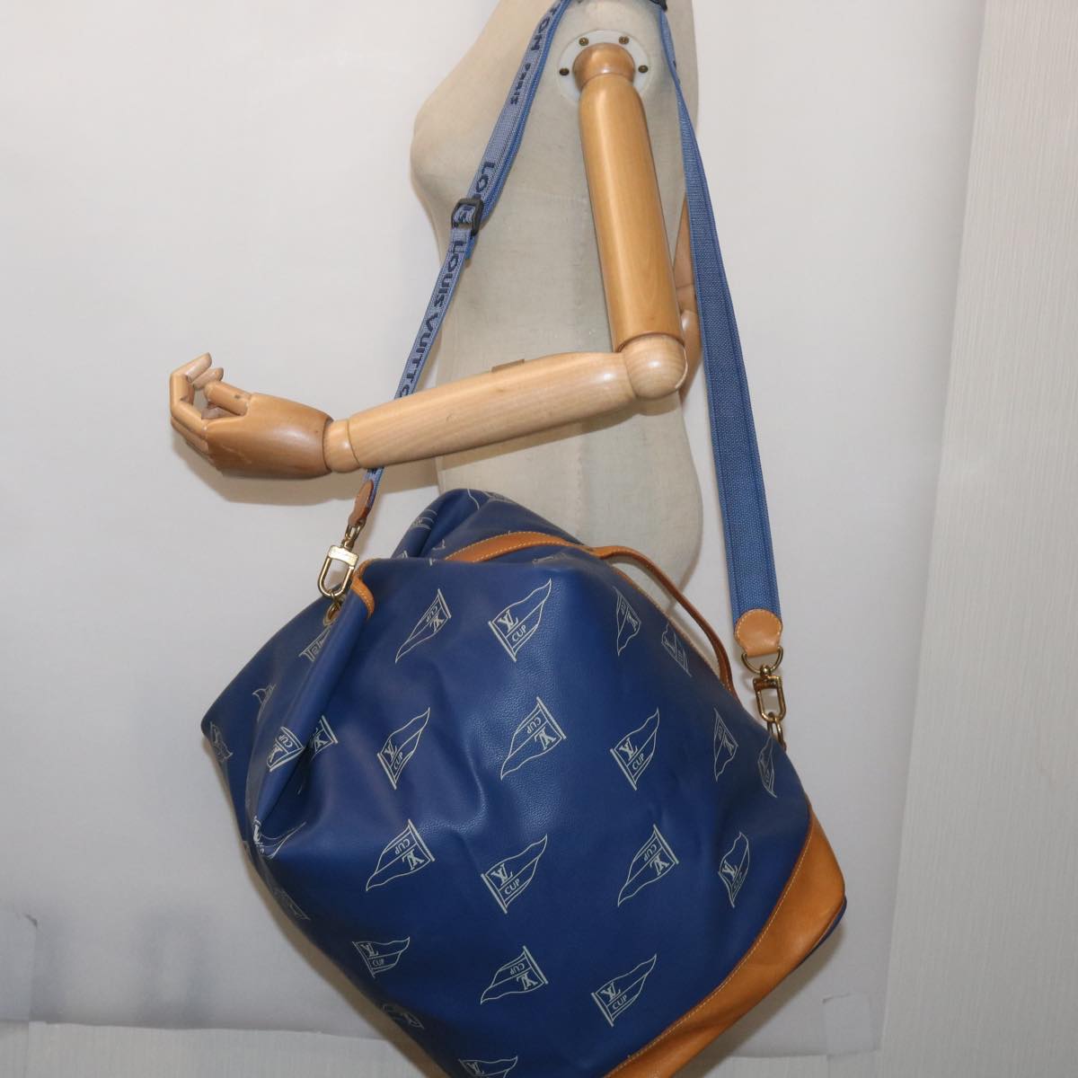 LOUIS VUITTON LV Cup Sac Marine Shoulder Bag PVC Leather Blue A24014 Auth 67469