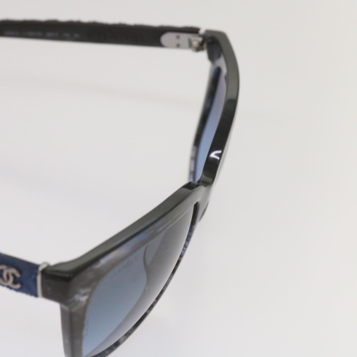 CHANEL Sunglasses plastic Blue CC Auth 67511