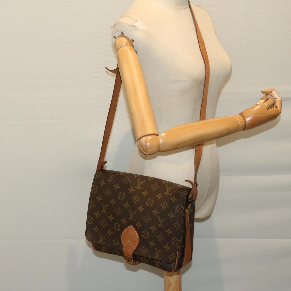 LOUIS VUITTON Monogram Cartouchiere GM Shoulder Bag M51252 LV Auth 67592