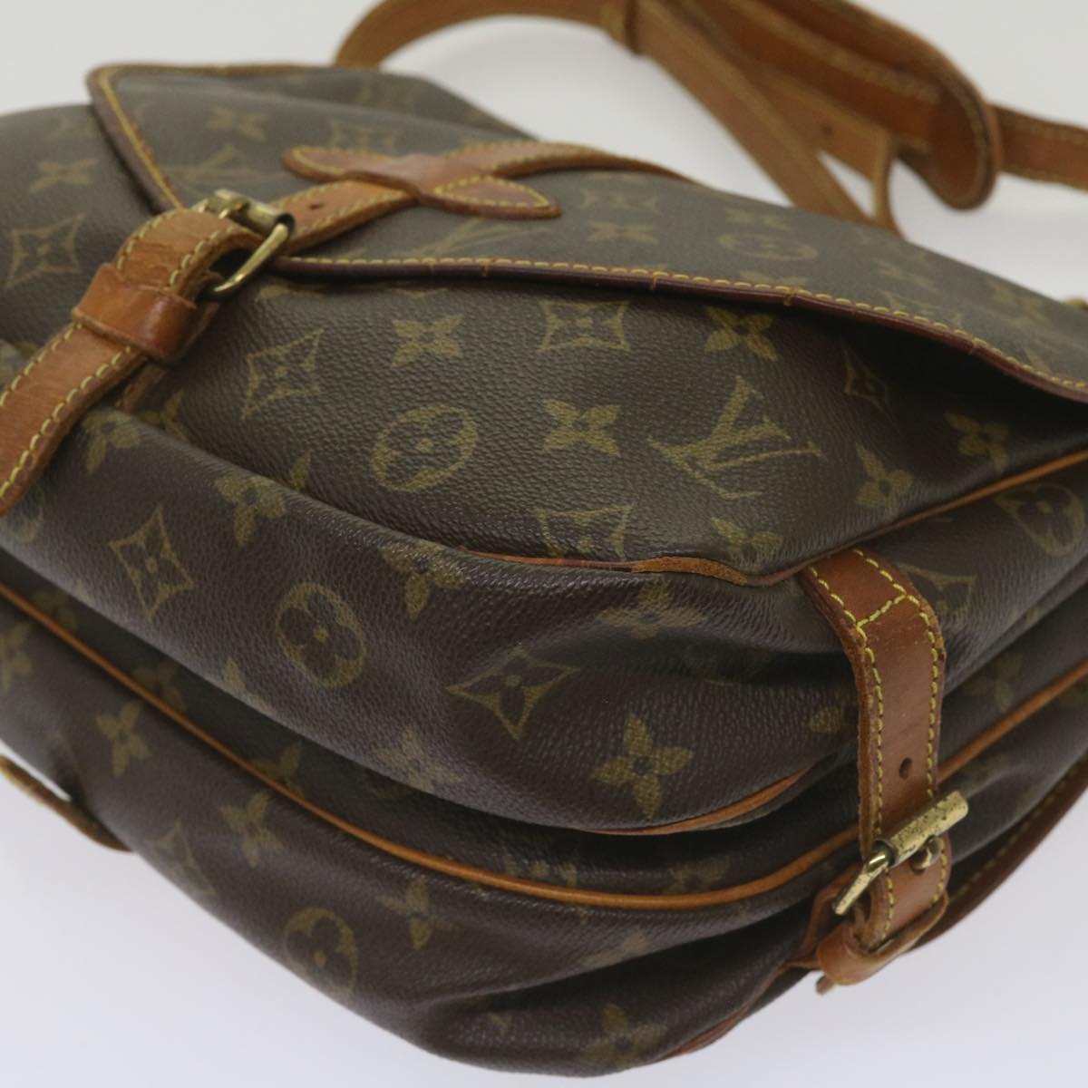 LOUIS VUITTON Monogram Saumur 30 Shoulder Bag M42256 LV Auth 67596