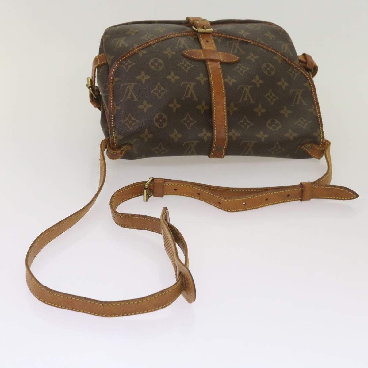 LOUIS VUITTON Monogram Saumur 30 Shoulder Bag M42256 LV Auth 67596