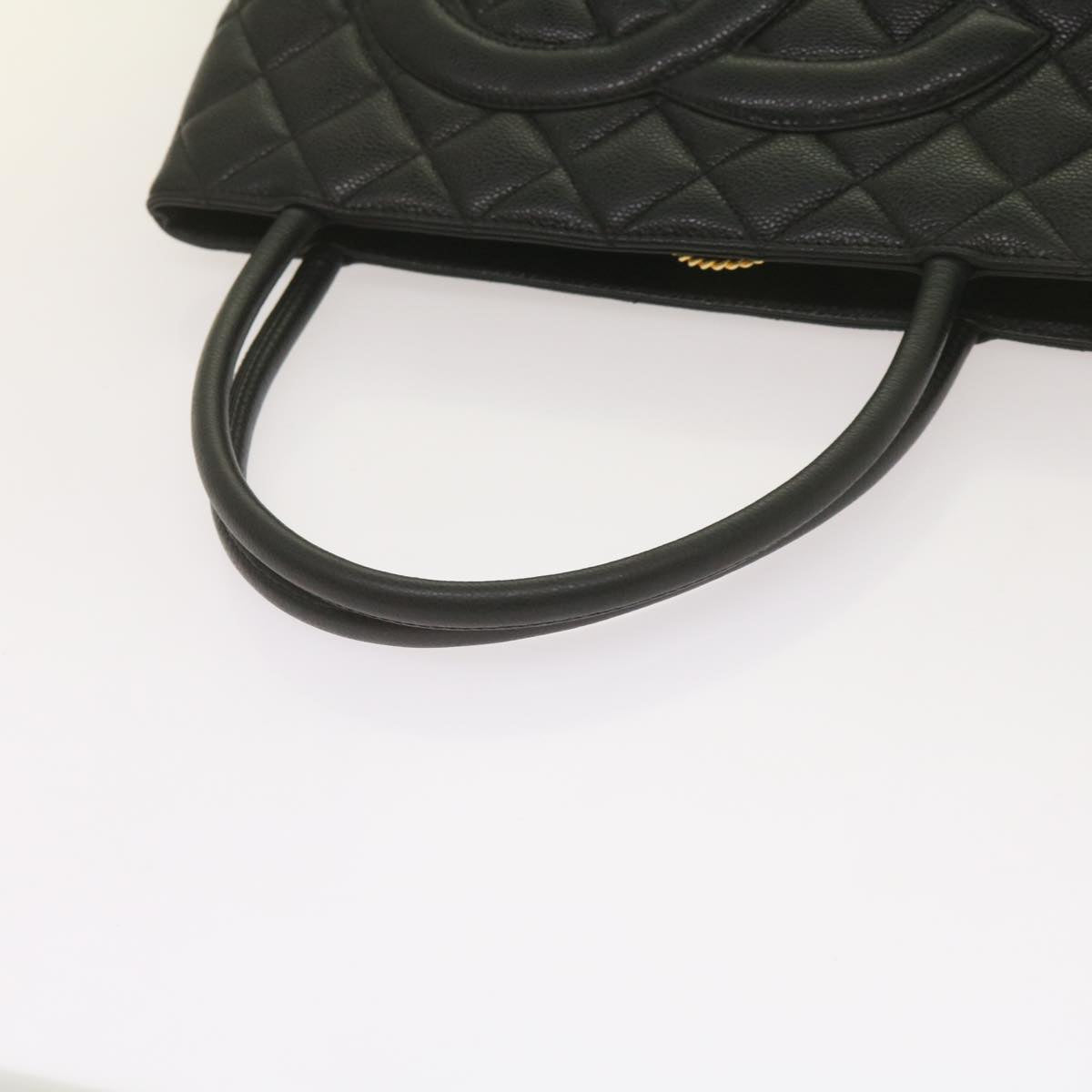 CHANEL Standard Tote Bag Caviar Skin Black CC Auth 67624SA