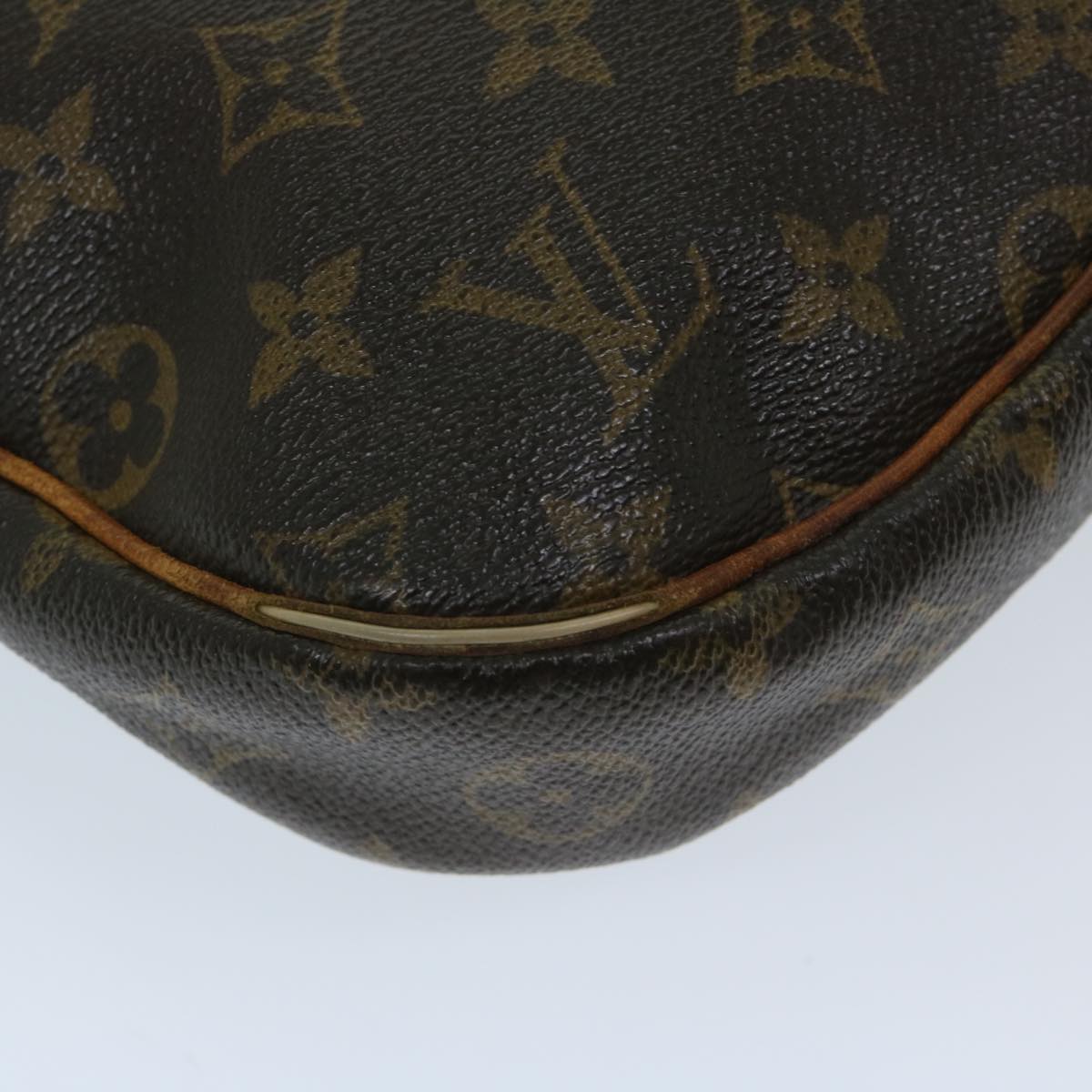 LOUIS VUITTON Monogram Odeon PM Shoulder Bag M56390 LV Auth 67693