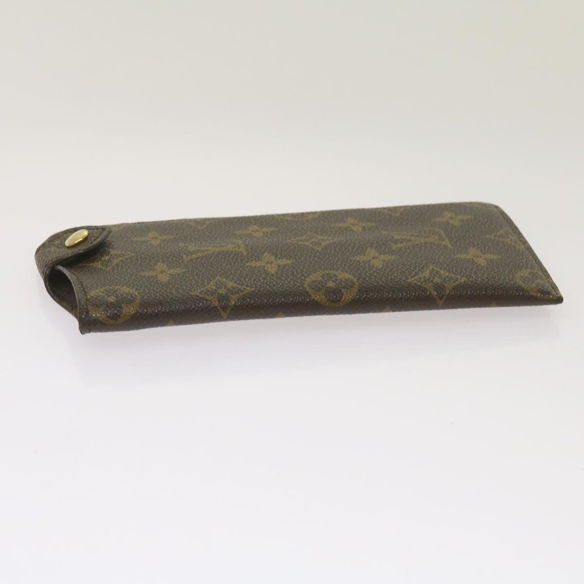 LOUIS VUITTON Monogram Etui Lunette MM Glasses Case M66544 LV Auth 67737