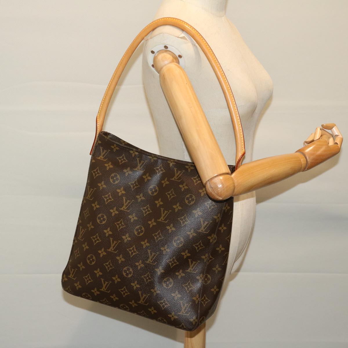 LOUIS VUITTON Monogram Looping GM Shoulder Bag M51145 LV Auth 67781