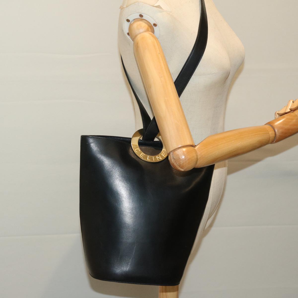 CELINE Shoulder Bag Leather Black Auth 67807