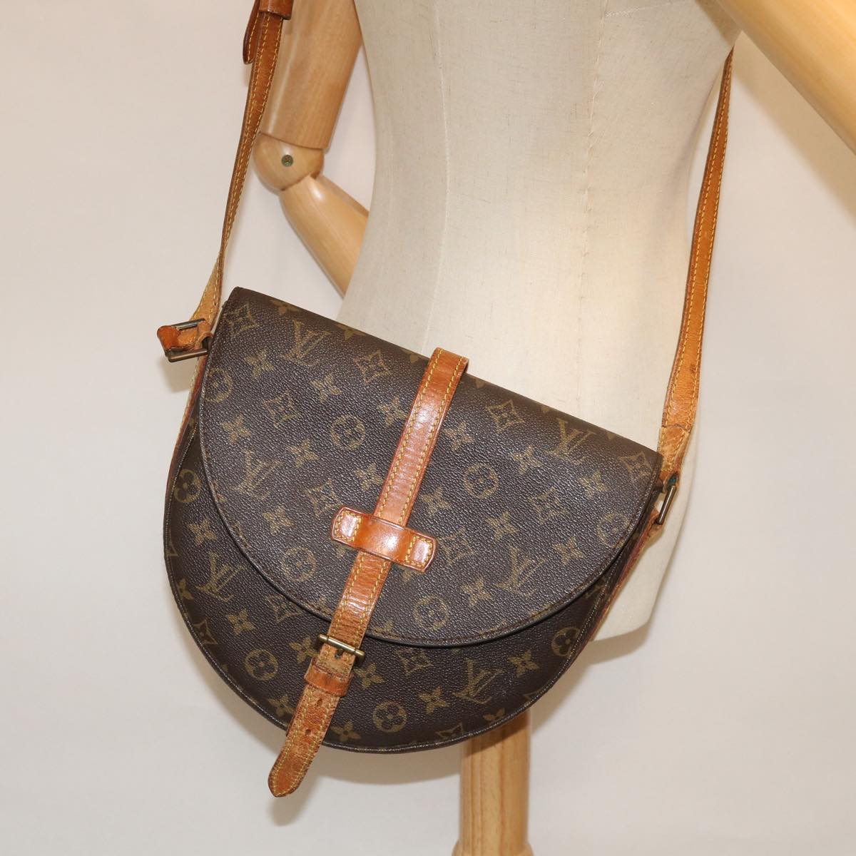 LOUIS VUITTON Monogram Chantilly GM Shoulder Bag M51232 LV Auth 67892