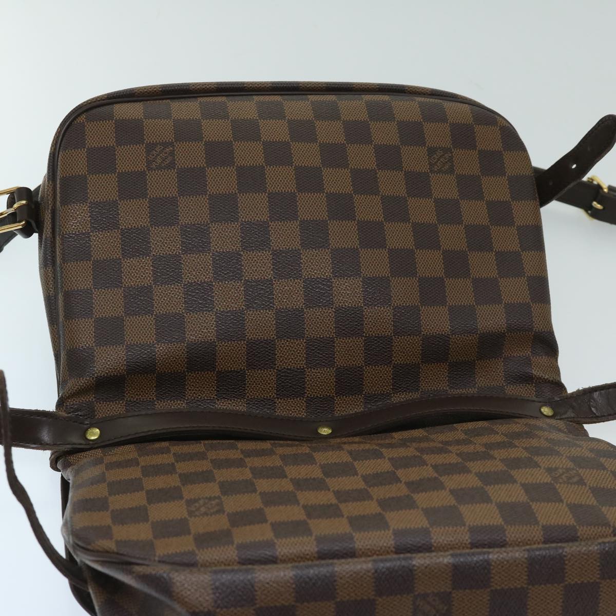 LOUIS VUITTON Damier Ebene Saumur 30 Shoulder Bag N48081 LV Auth 67917A