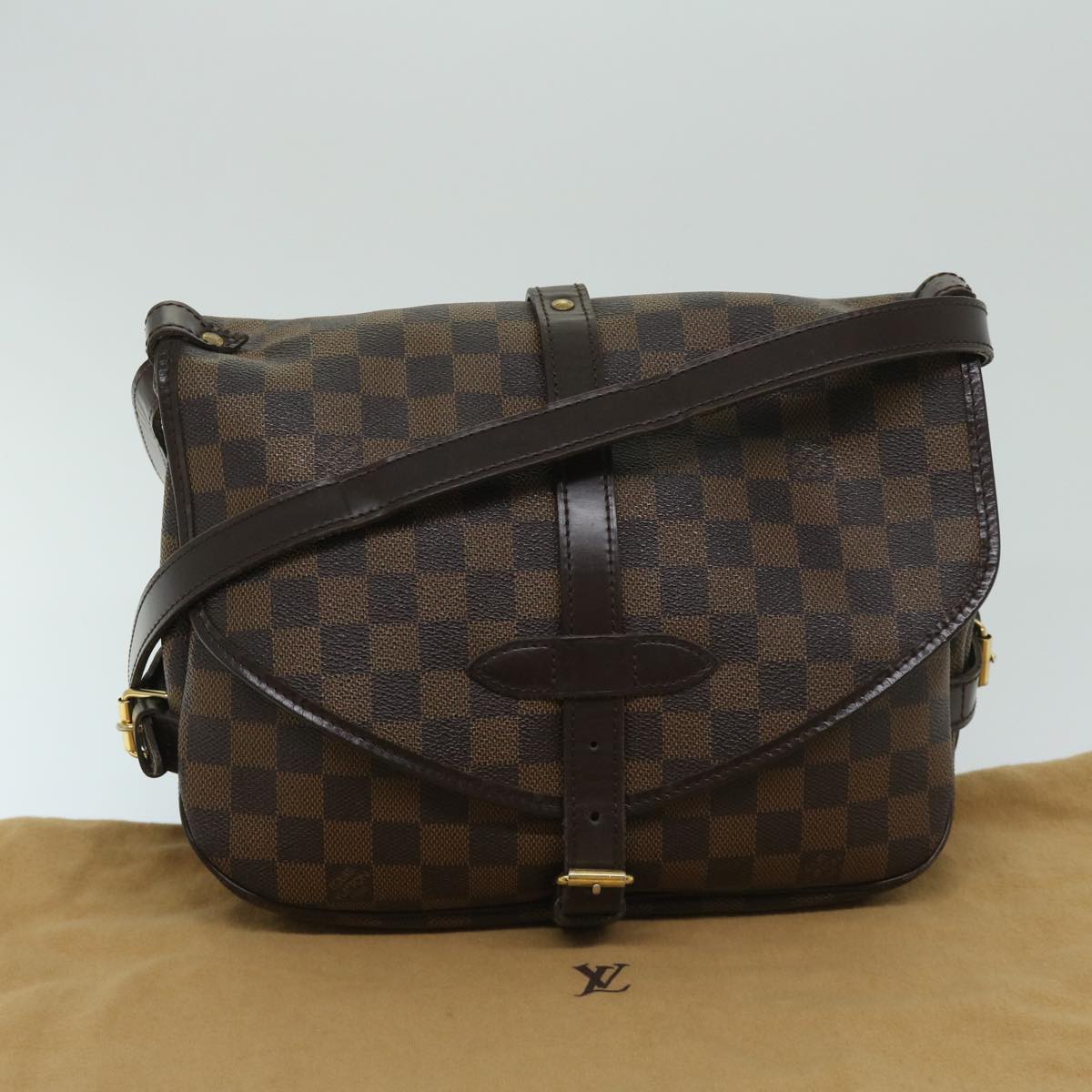 LOUIS VUITTON Damier Ebene Saumur 30 Shoulder Bag N48081 LV Auth 67917A