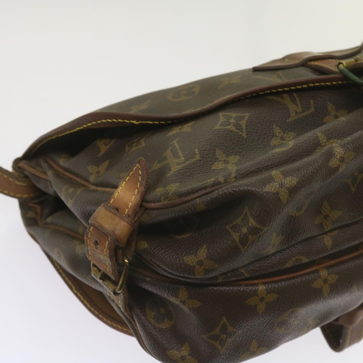 LOUIS VUITTON Monogram Saumur 30 Shoulder Bag M42256 LV Auth 67919