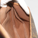 LOUIS VUITTON Monogram Saumur 30 Shoulder Bag M42256 LV Auth 67919-23