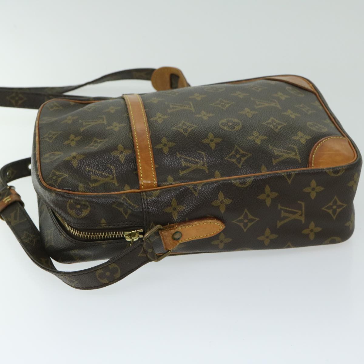 LOUIS VUITTON Monogram Danube MM Shoulder Bag M45264 LV Auth 67920