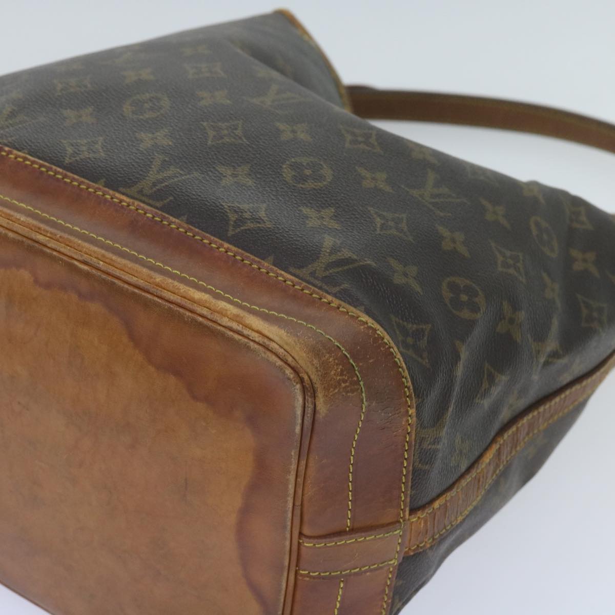 LOUIS VUITTON Monogram Noe Shoulder Bag M42224 LV Auth 67941