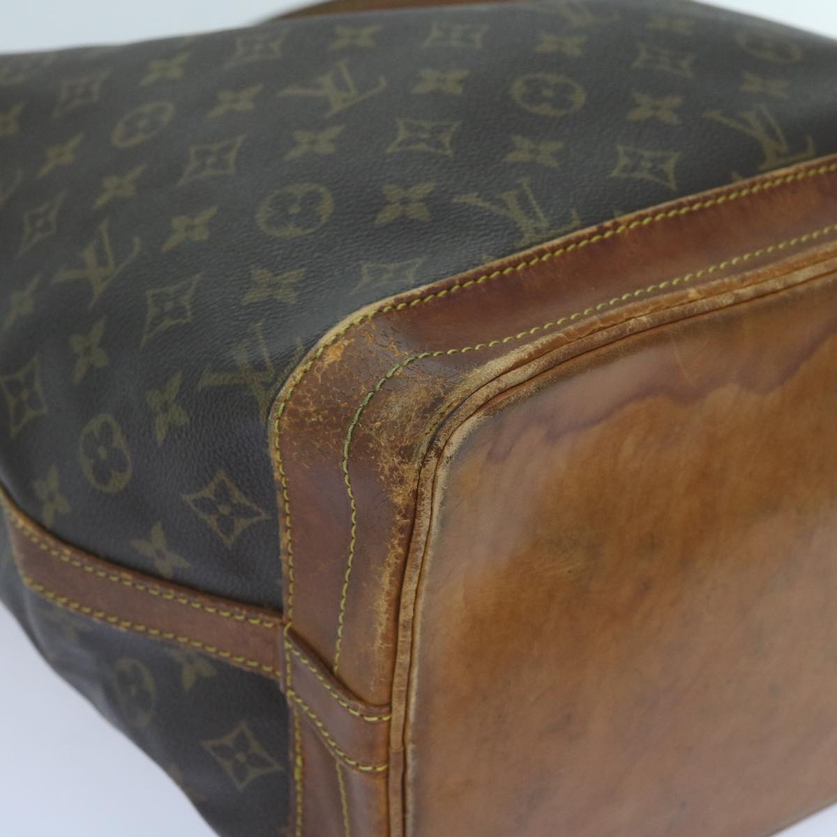 LOUIS VUITTON Monogram Noe Shoulder Bag M42224 LV Auth 67941