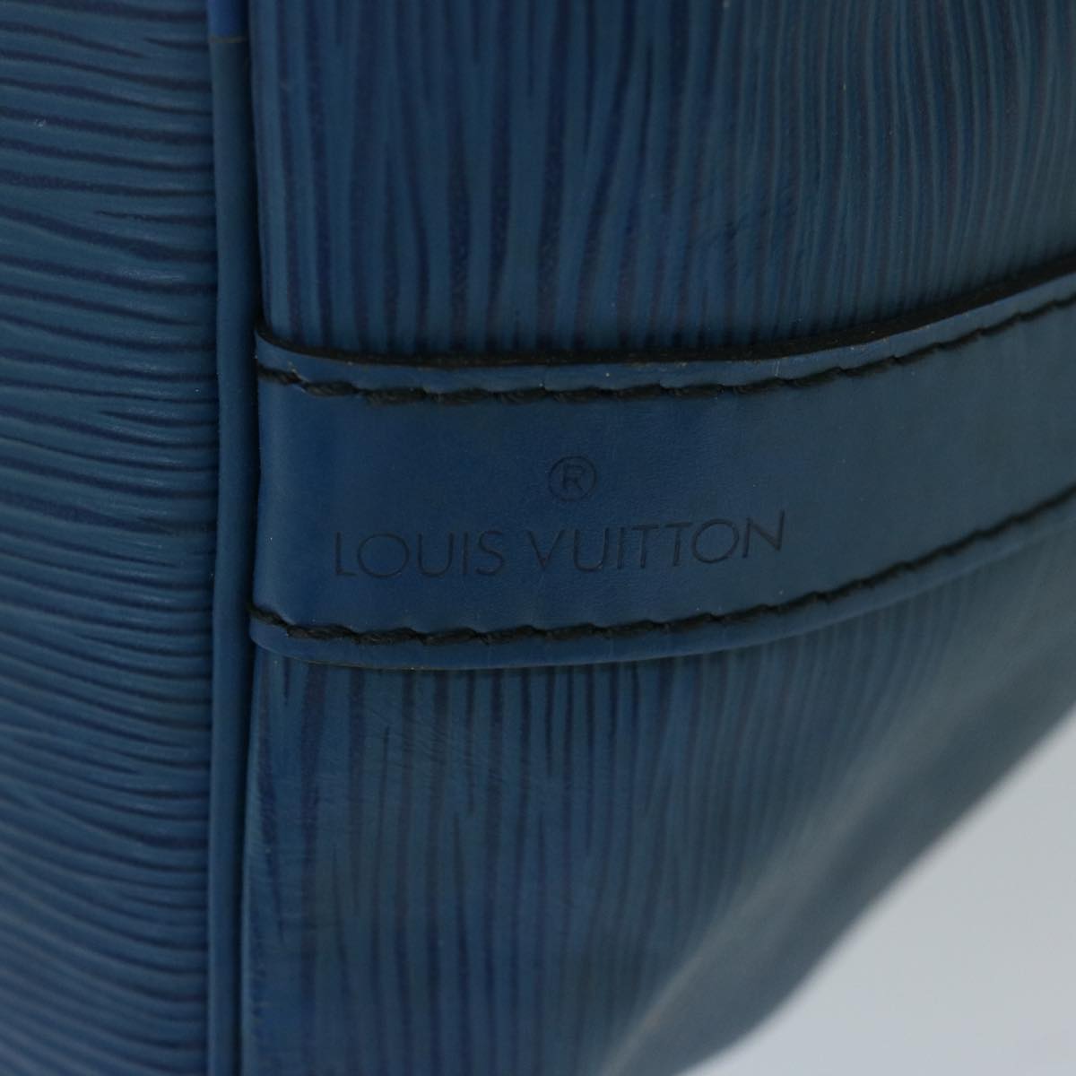 LOUIS VUITTON Epi Petit Noe Shoulder Bag Blue M44105 LV Auth 67965