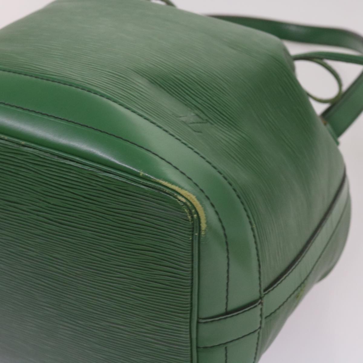 LOUIS VUITTON Epi Noe Shoulder Bag Green M44004 LV Auth 67968