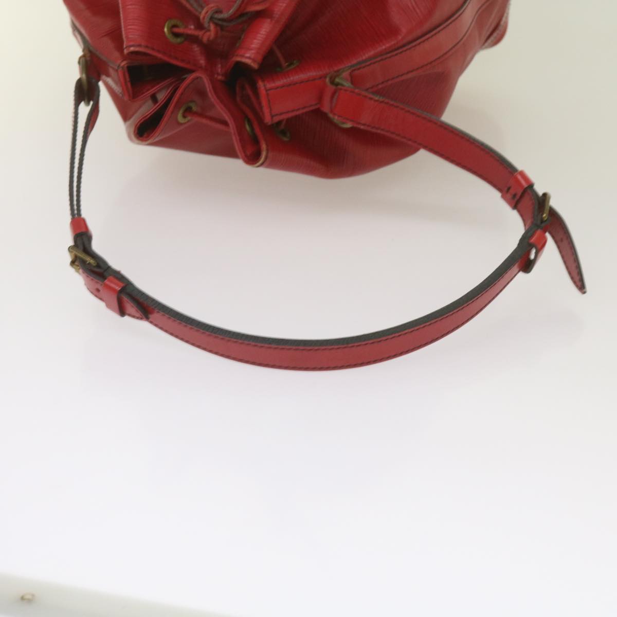 LOUIS VUITTON Epi Noe Shoulder Bag Red M44007 LV Auth 67970