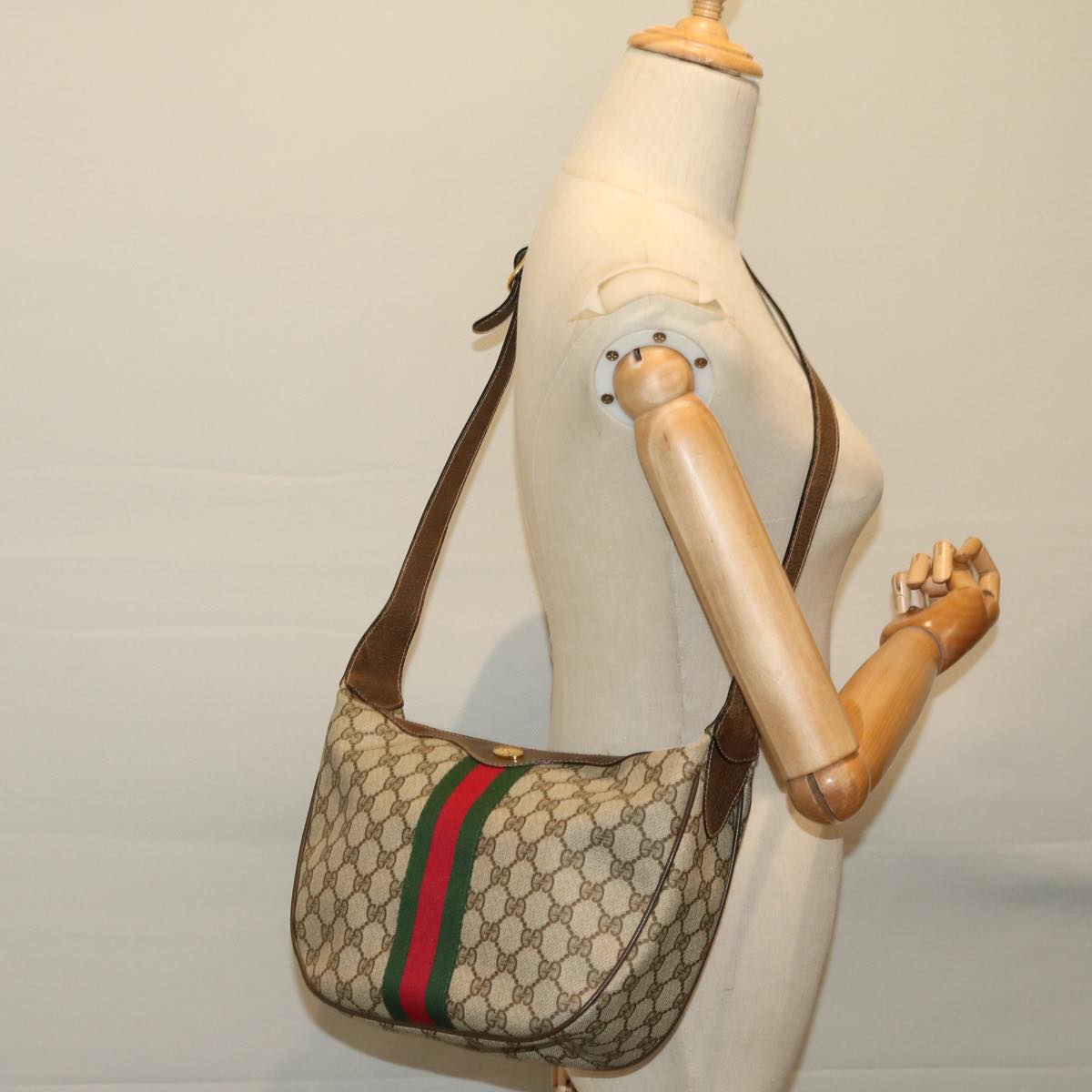 GUCCI GG Supreme Web Sherry Line Shoulder Bag Beige Green 10 2 3840 Auth 68016