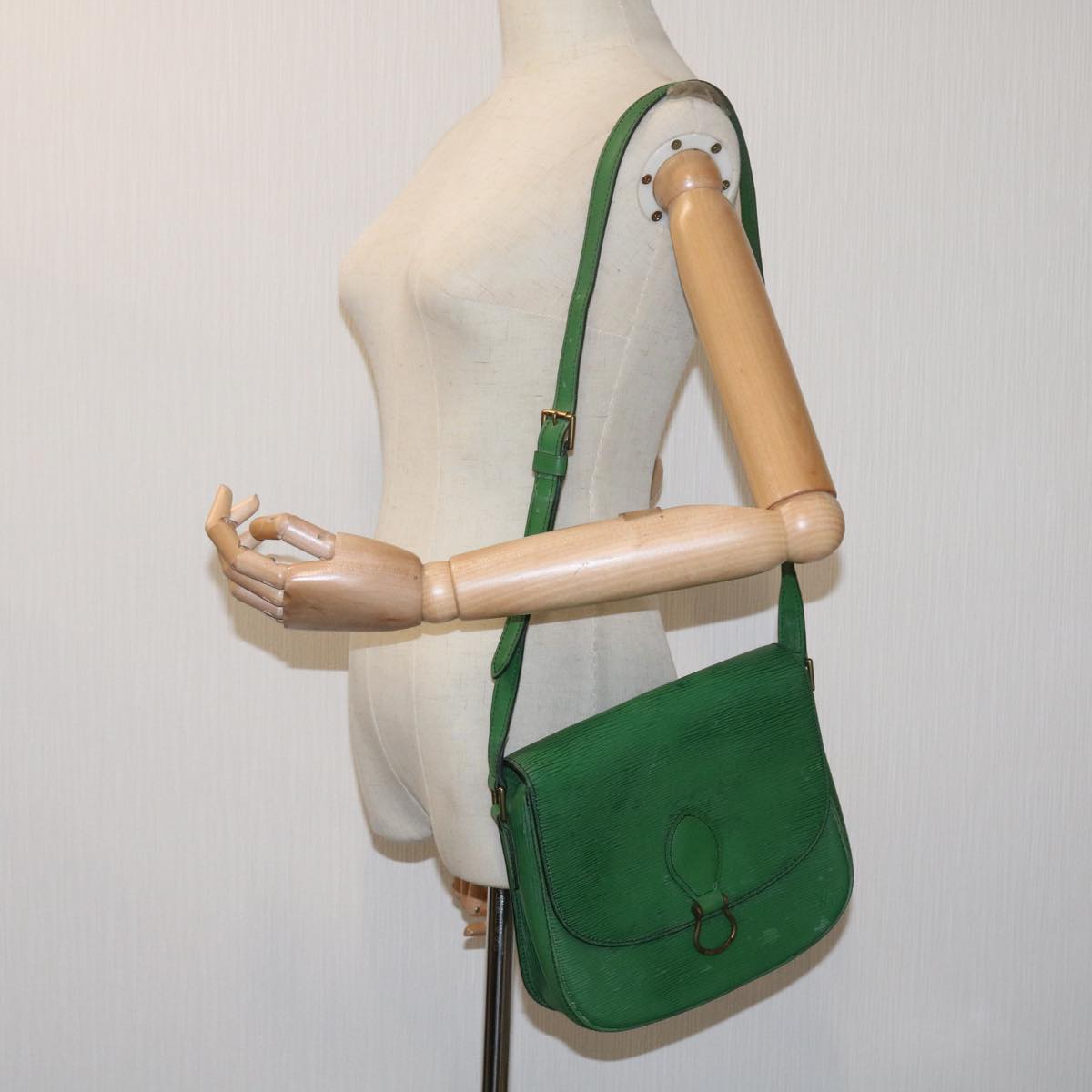 LOUIS VUITTON Epi Saint Cloud GM Shoulder Bag Green M52194 LV Auth 68107