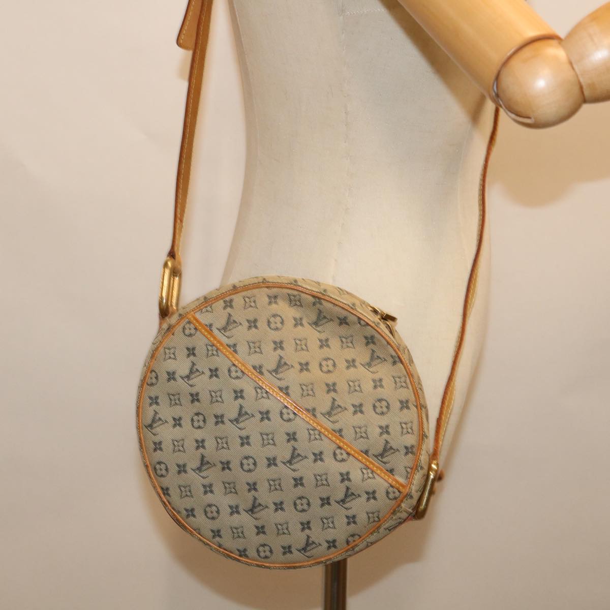 LOUIS VUITTON Monogram Mini Jeanne GM Shoulder Bag Blue M92000 LV Auth 68110