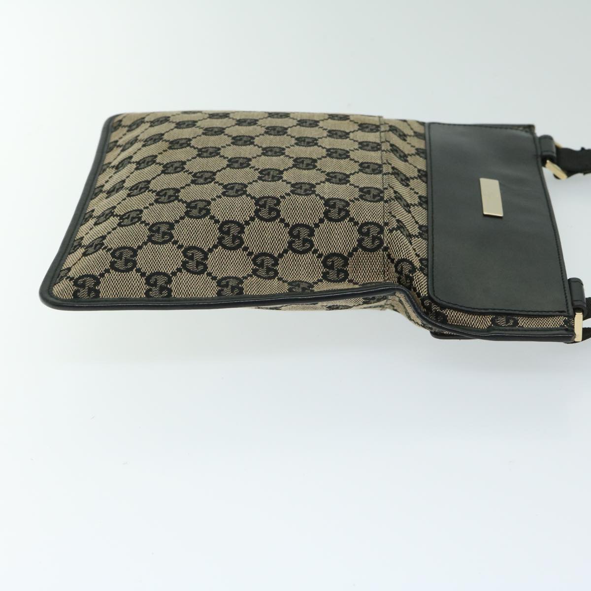 GUCCI GG Canvas Shoulder Bag Suede Beige Black Auth 68196