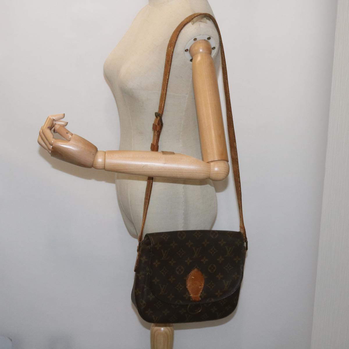 LOUIS VUITTON Monogram Saint Cloud GM Shoulder Bag M51242 LV Auth 68217