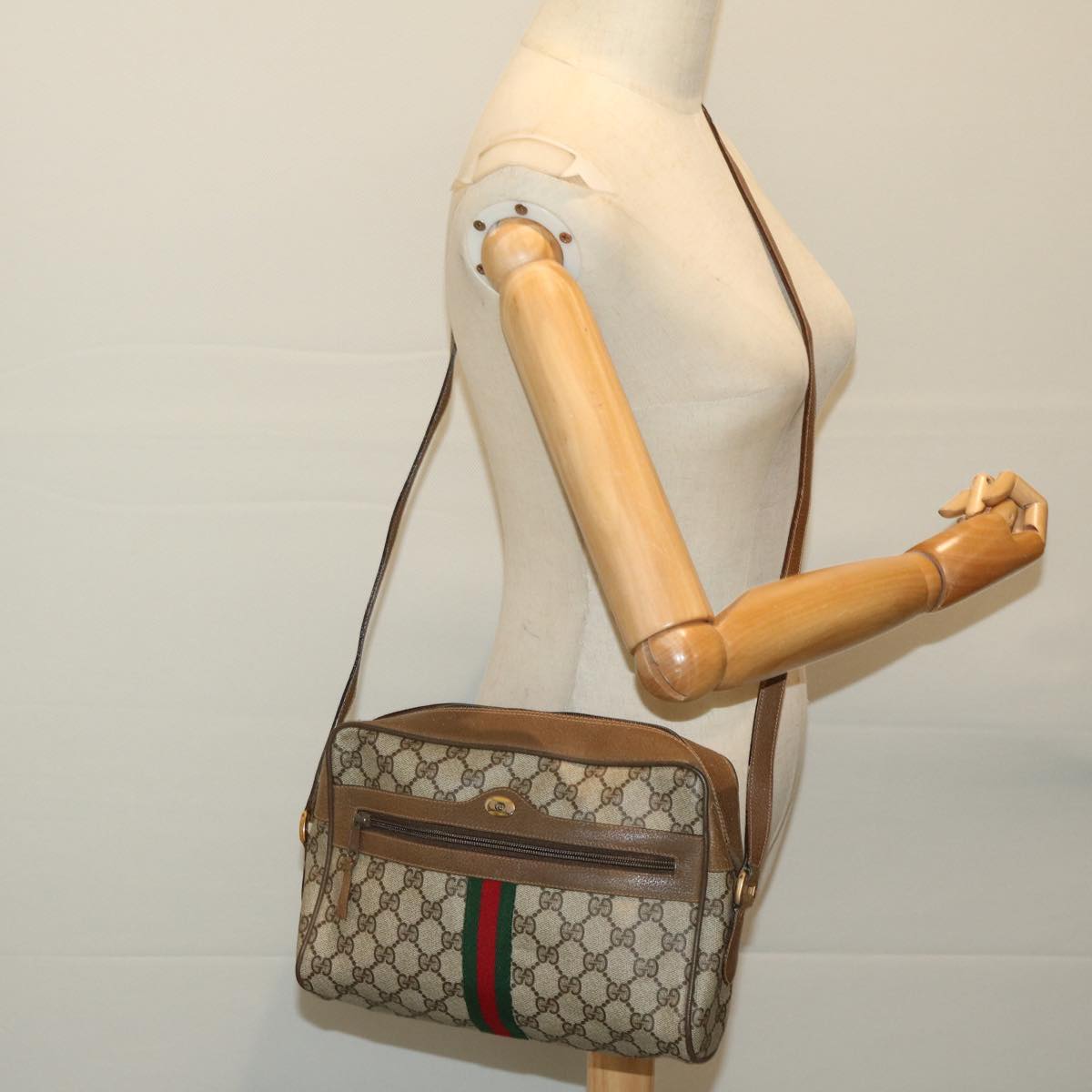 GUCCI GG Supreme Web Sherry Line Shoulder Bag PVC Beige 68 02 005 Auth 68227