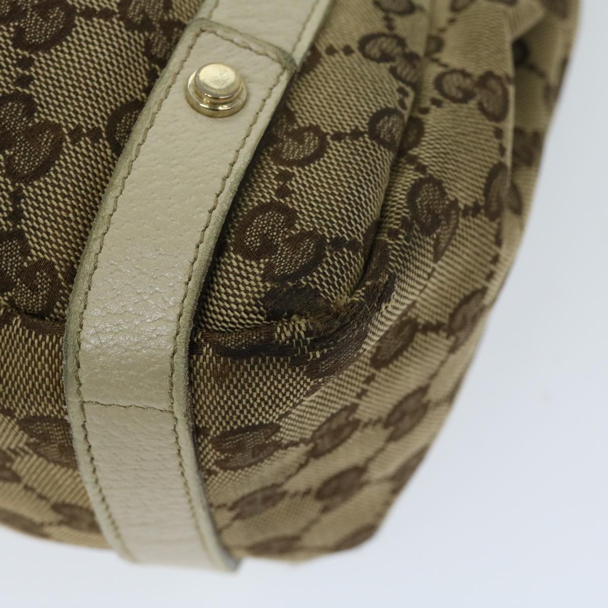 GUCCI GG Canvas Shoulder Bag Beige Auth 68243