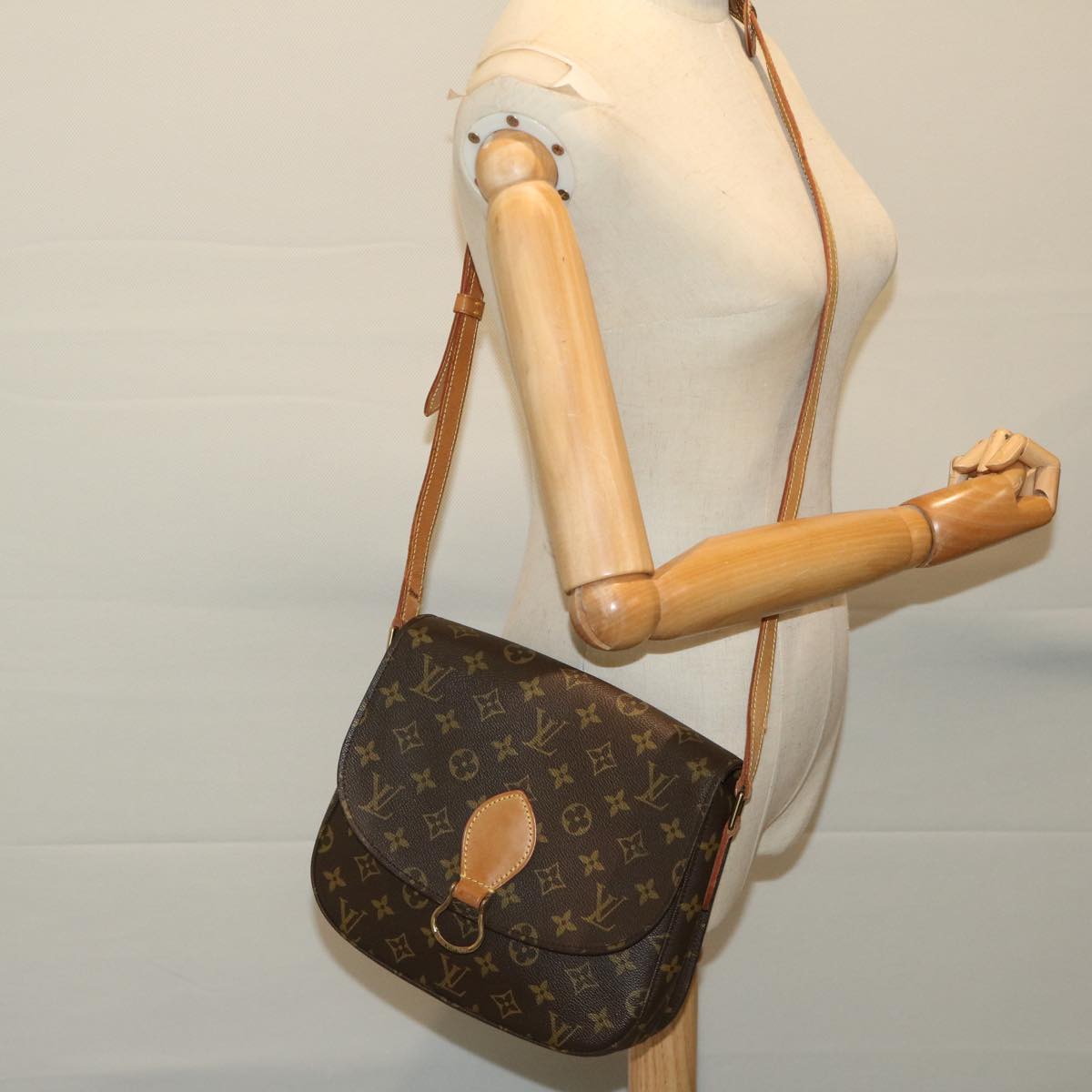 LOUIS VUITTON Monogram Saint Cloud GM Shoulder Bag M51242 LV Auth 68259