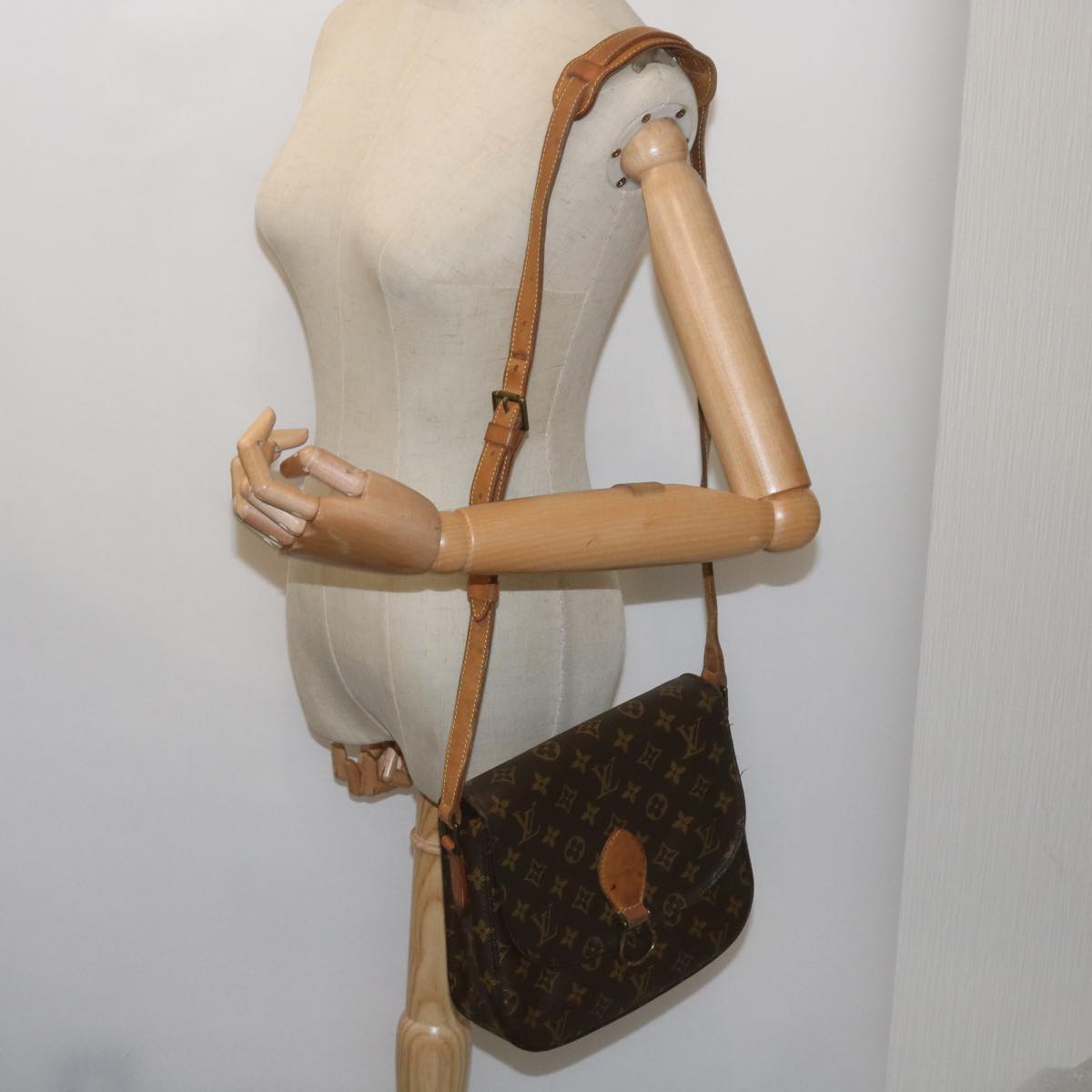 LOUIS VUITTON Monogram Saint Cloud GM Shoulder Bag M51242 LV Auth 68299