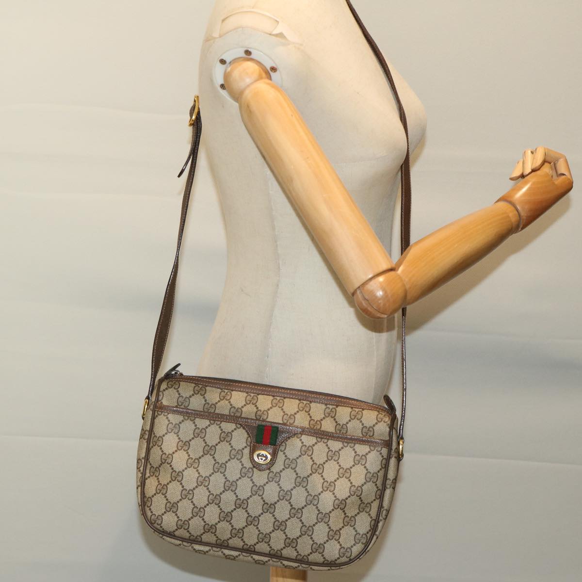 GUCCI GG Supreme Web Sherry Line Shoulder Bag PVC Beige 89 02 077 Auth 68322