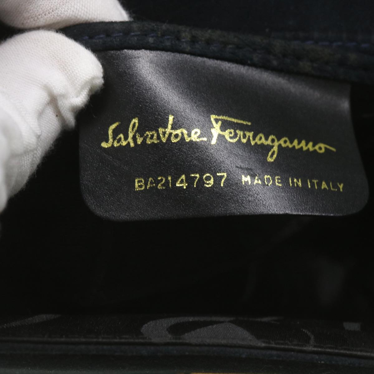 Salvatore Ferragamo Gancini Shoulder Bag Suede Black Auth 68424