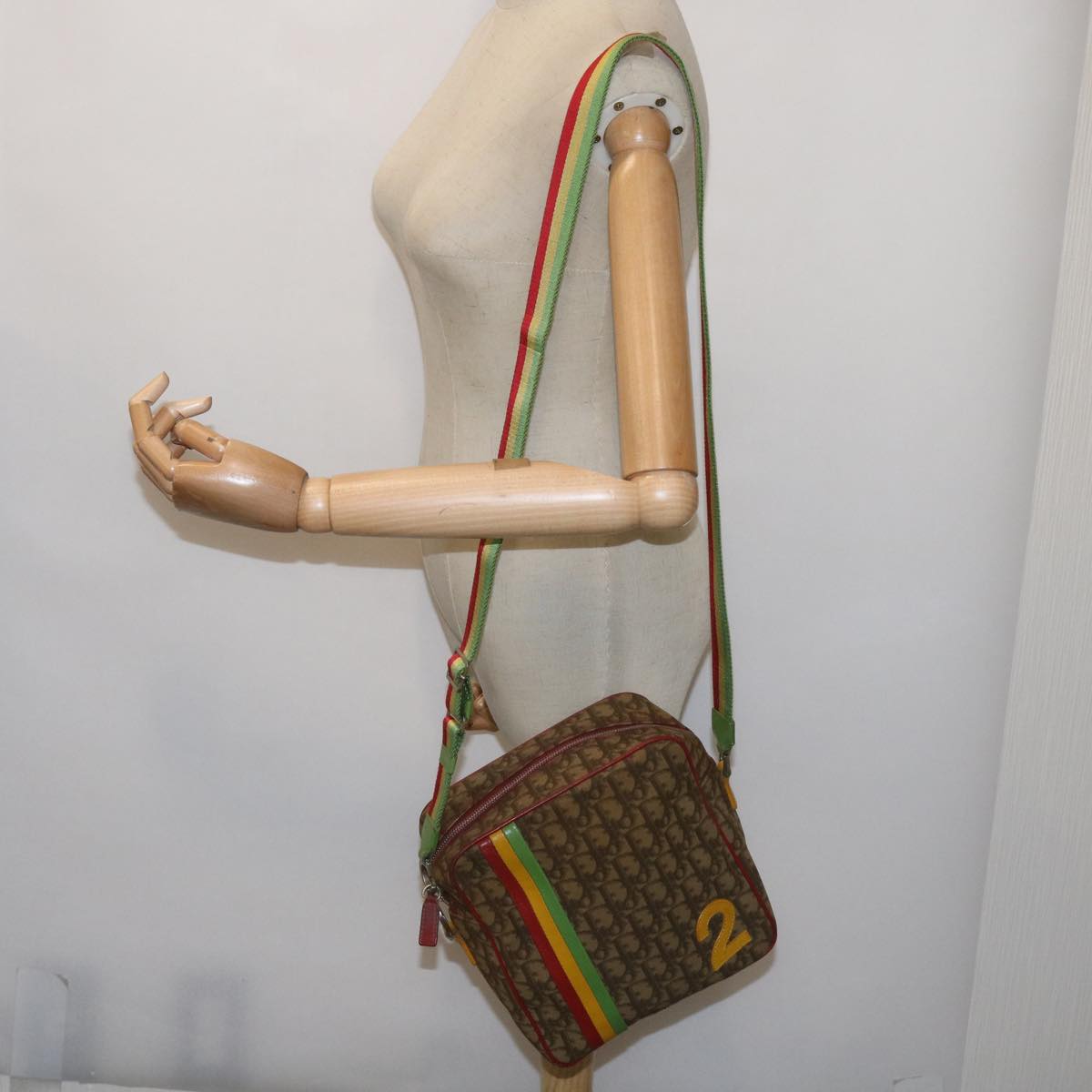 Christian Dior Trotter Canvas Shoulder Bag Rasta Color Beige Auth 68442