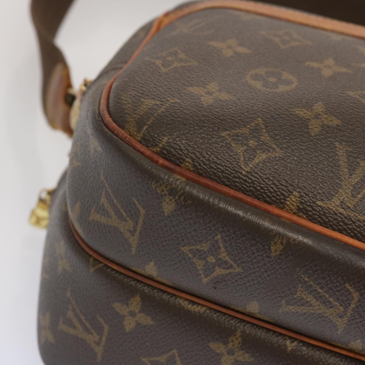 LOUIS VUITTON Monogram Reporter PM Shoulder Bag M45254 LV Auth 68446