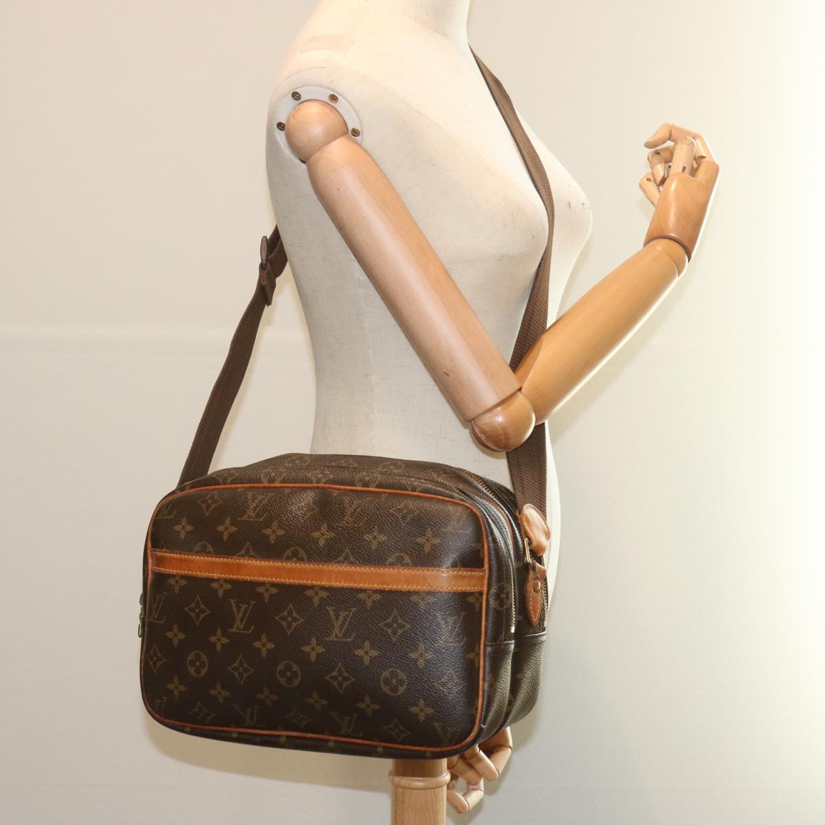 LOUIS VUITTON Monogram Reporter PM Shoulder Bag M45254 LV Auth 68446